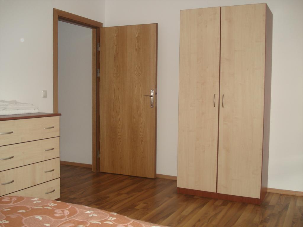 Kisiovi Apartment Devin Exteriör bild